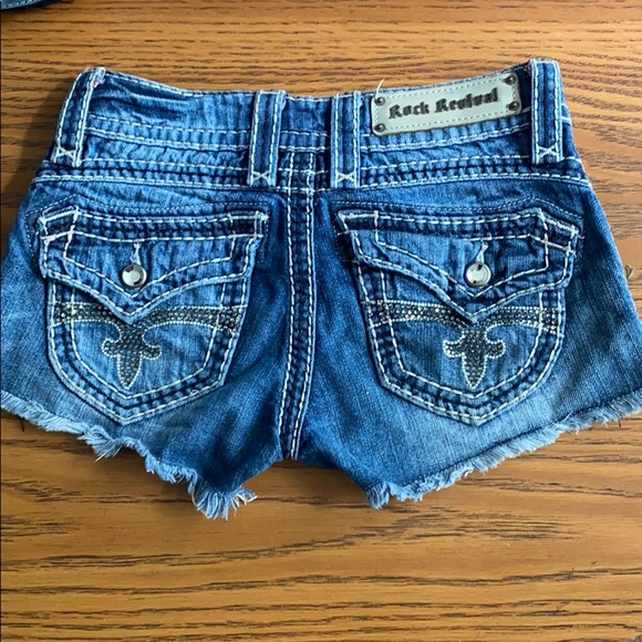 Rock Revival Scarlett shorts size 24 - Picture 2 of 4